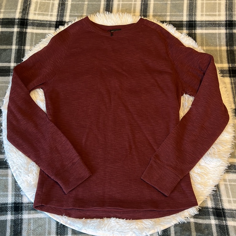 Banana Republic Burgundy Long Sleeve Pull Over Size Small  M169